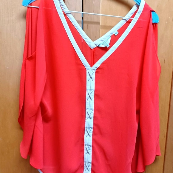 Guess blouse - Picture 2 of 4